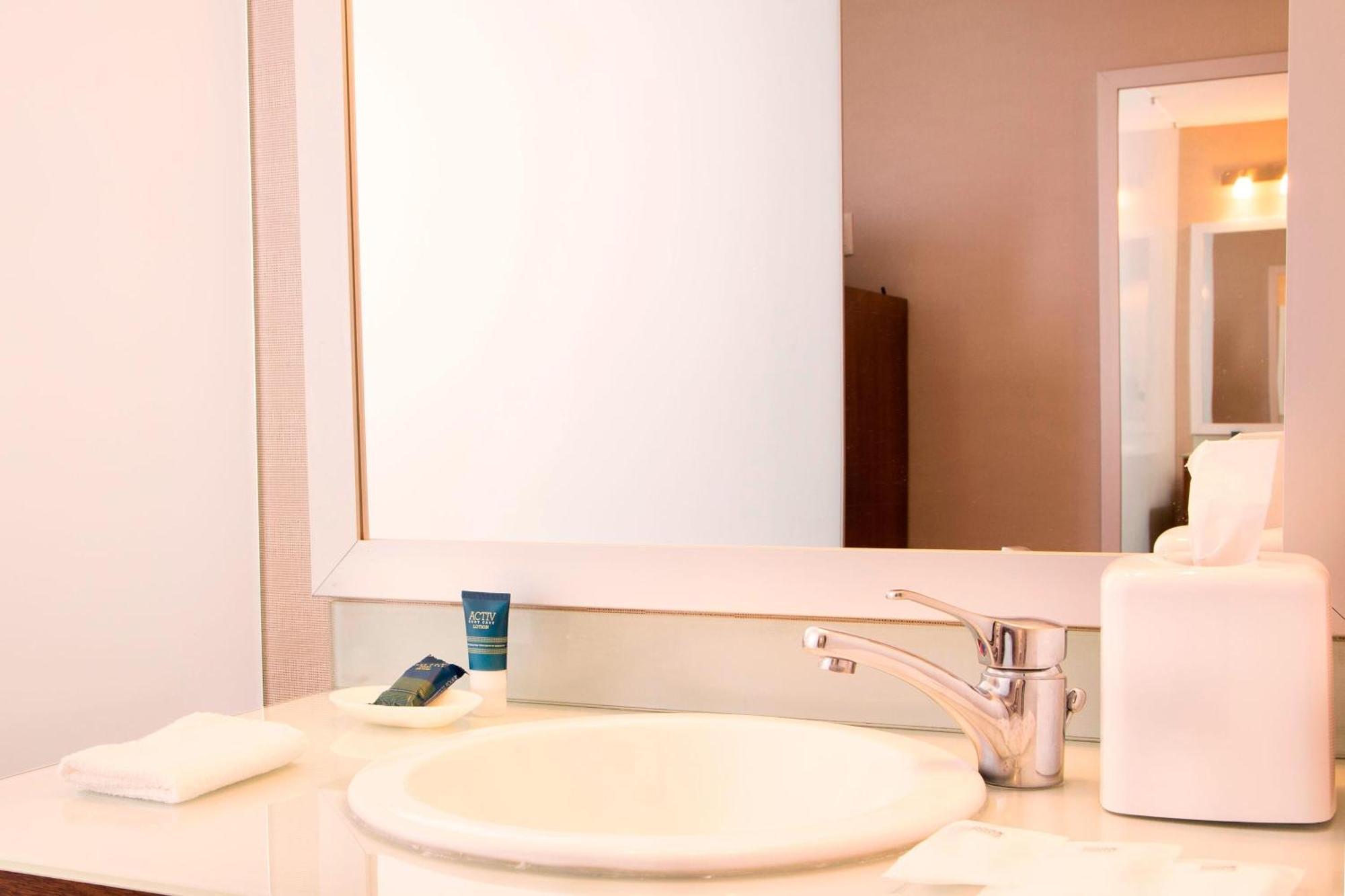 Four Points By Sheraton Norte 4*